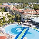 Queen's Park Le Jardin Kemer