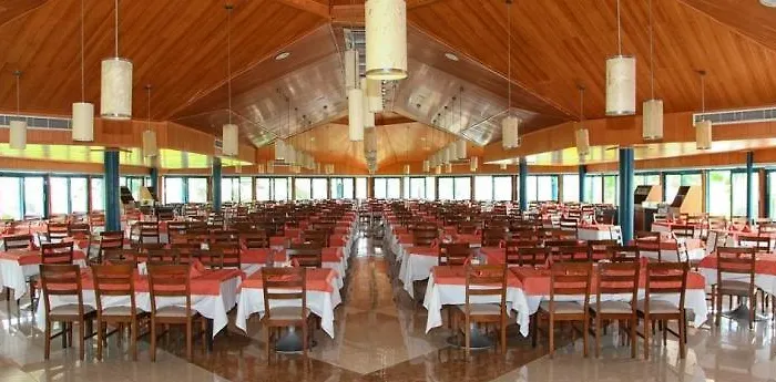 호텔 Queen's Park Le Jardin 케메르