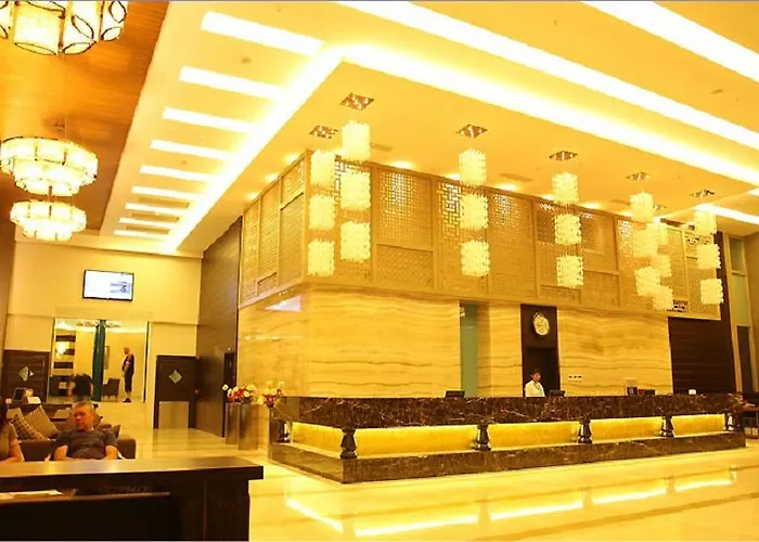 Queen's Park Le Jardin