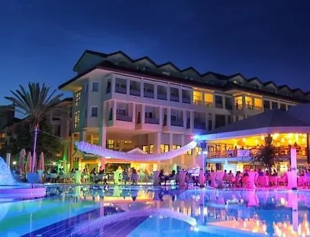 Queen's Park Le Jardin Hotel 5*